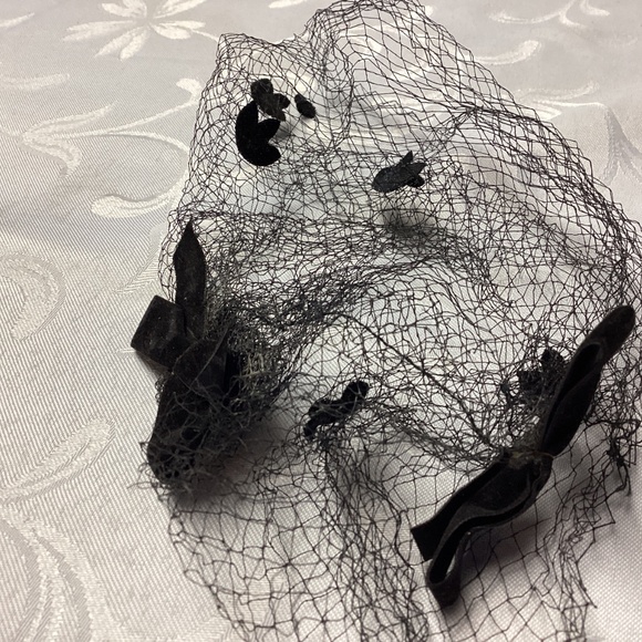 Vintage knitted hat, black - Picture 3 of 4